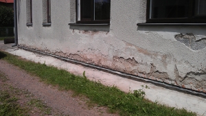Vybrané ukázky z realizace sanace a izolace zdiva řetězovou pilou