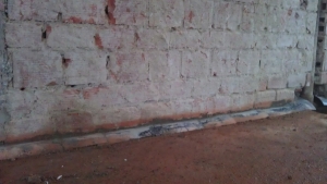 Vybrané ukázky z realizace sanace a izolace zdiva řetězovou pilou