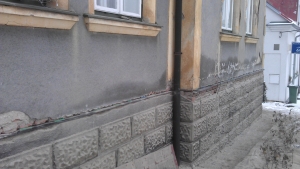 Vybrané ukázky z realizace sanace a izolace zdiva řetězovou pilou