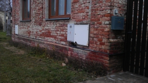 Vybrané ukázky z realizace sanace a izolace zdiva řetězovou pilou